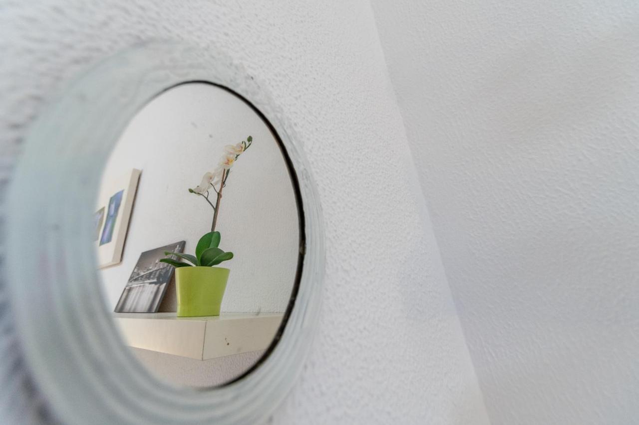 Apartamento La Perla Flamenca Cádiz Exterior foto